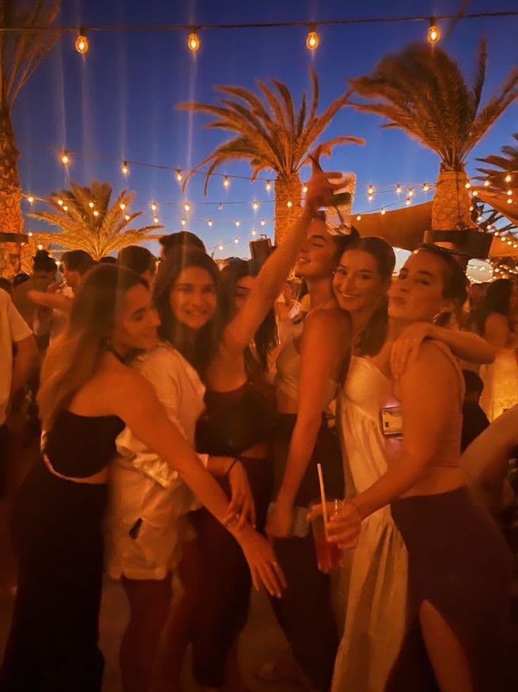 /beach-party-girls.jpg