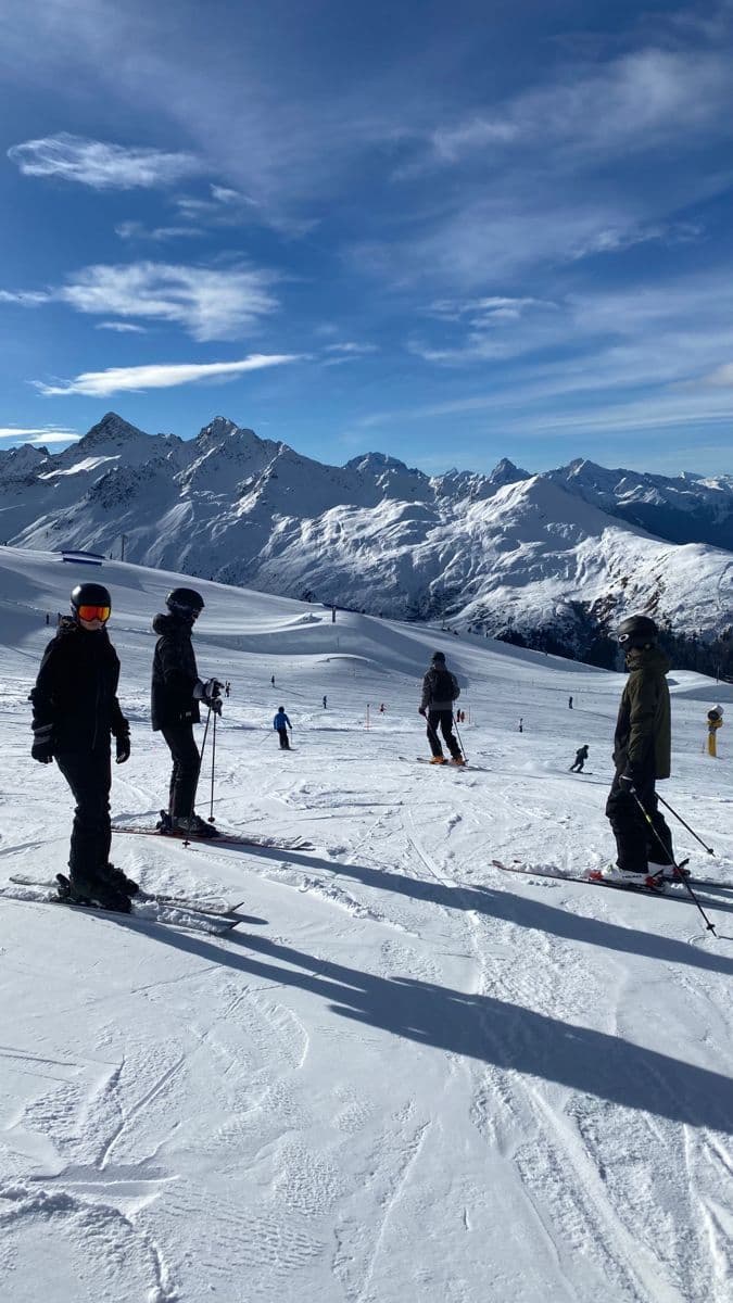 /ski.jpg